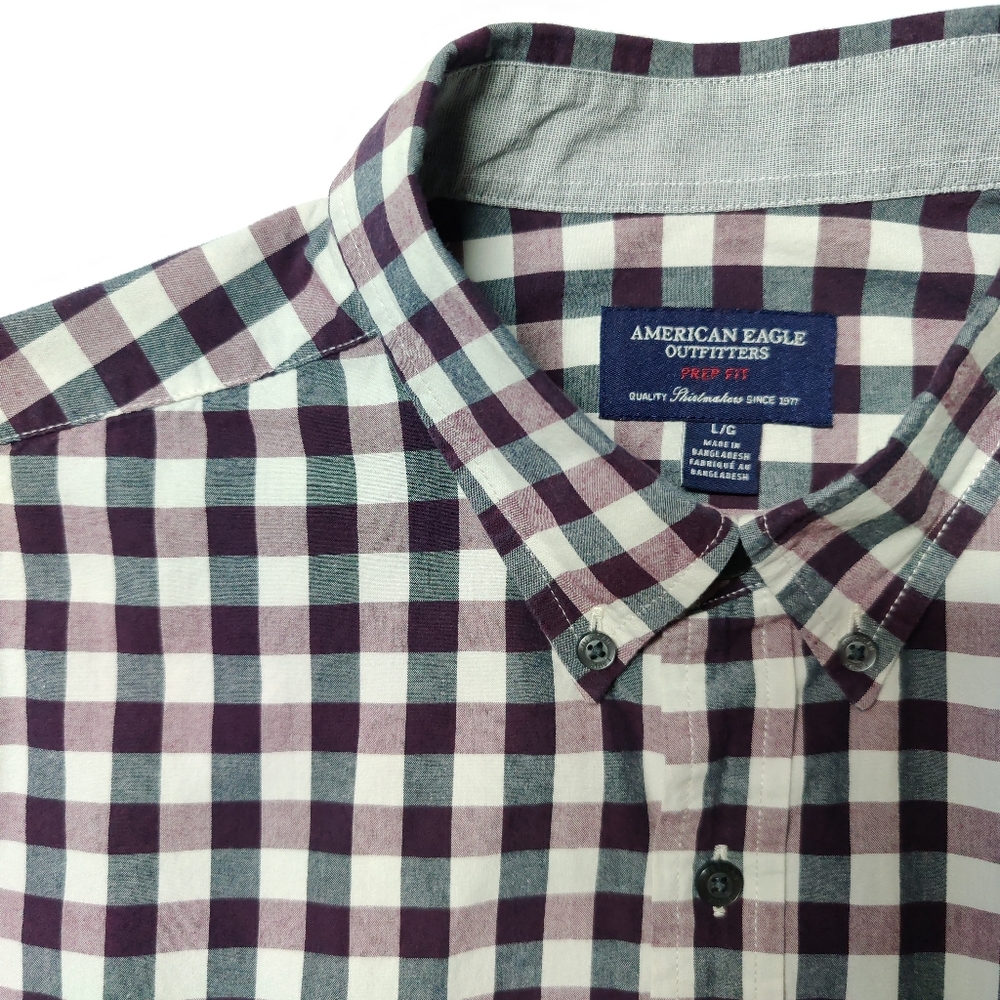 American Eagle Button Down Shirt Prep Fit Large